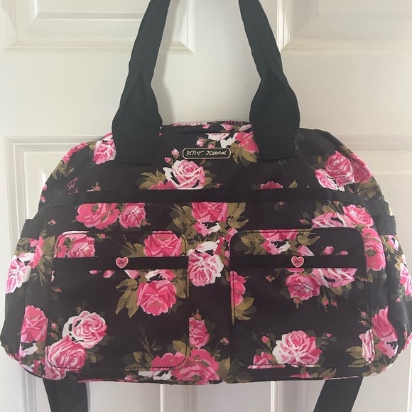 Betsey Johnson Black and Pink Rose Travel Bag - Picture 1 of 4